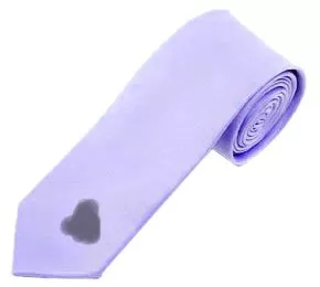 fläckborttagning på slips